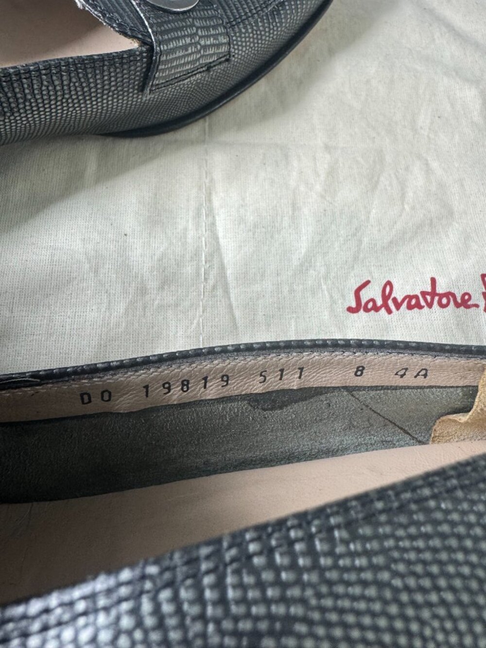 Salvatore Ferragamo Gray Lizard embossed Leather Loafer, Size 8 AAAA - Picture 14 of 15